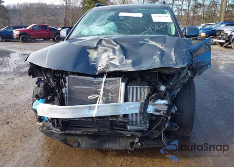 2025 Hyundai Santa Fe Sel z USA, uszkodzony, nr VIN 5NMP2DGL1SH072215